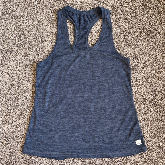 Vuori Lux Performance Tank - Picture 6 of 8